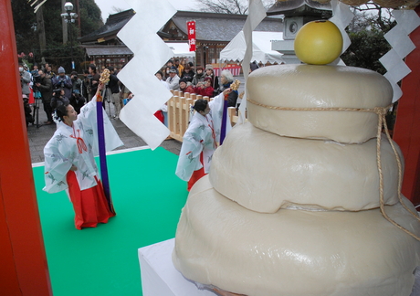 121230kagamimochi-01.jpg鏡餅.jpg